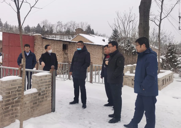 当好“四大员” 助力“五个化”——爱体育官方端网站登录入口-爱体育aitiyu(中国)
积极做好包抓共建村社文明创建工作(图2)