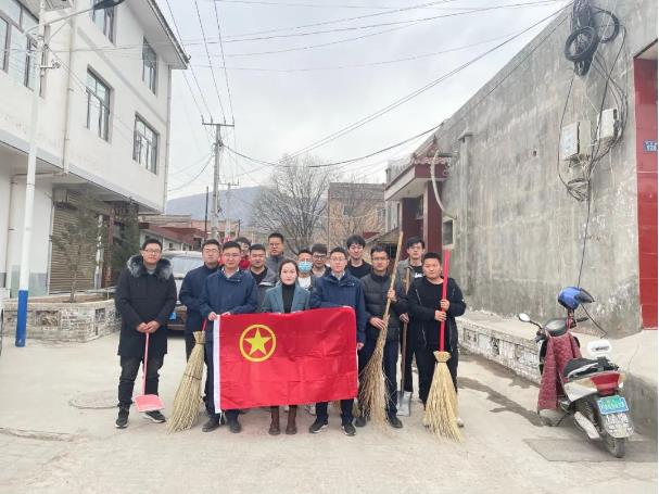 爱体育官方端网站登录入口-爱体育aitiyu(中国)
团委开展“学雷锋义务清扫活动”(图3)