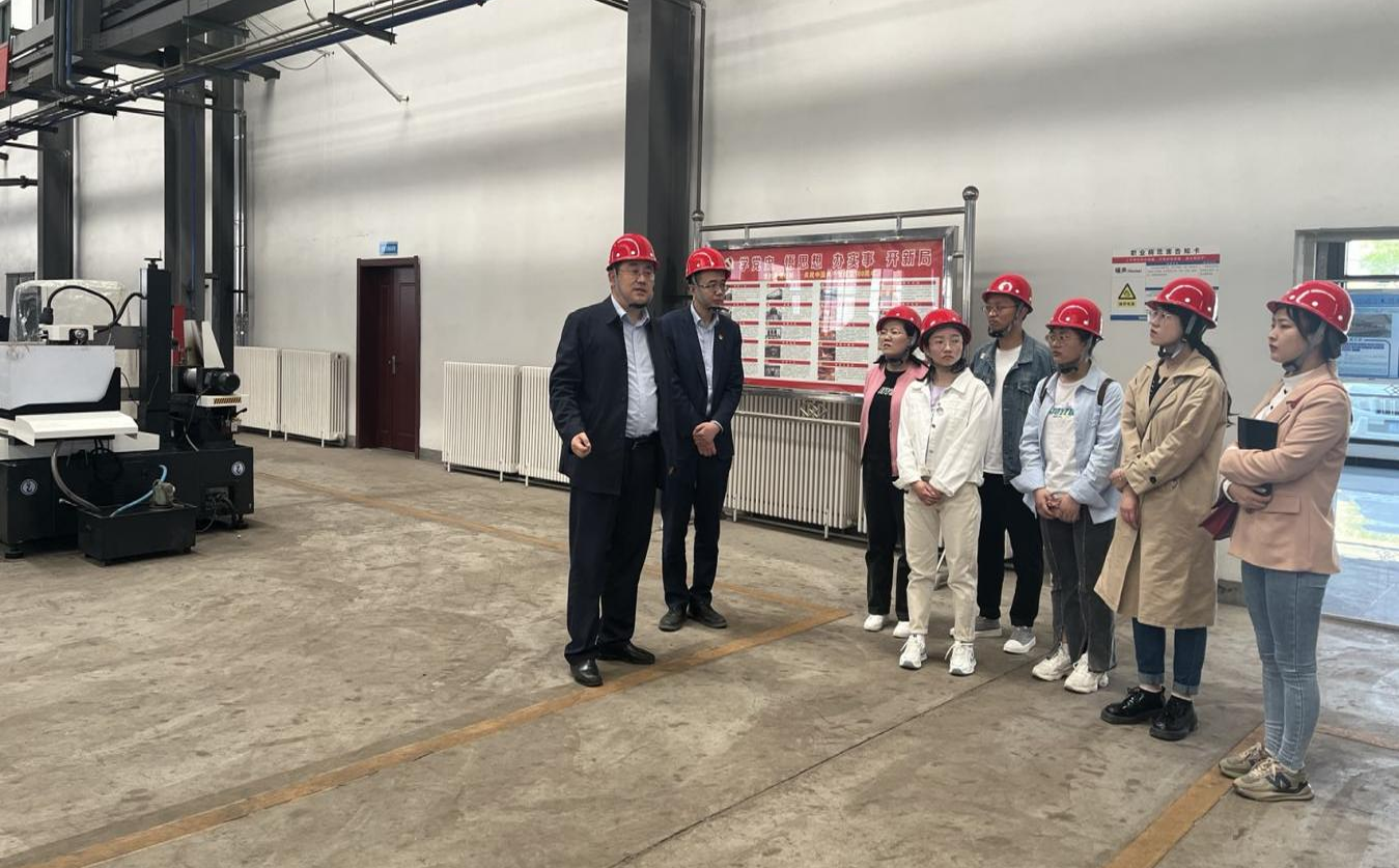爱体育官方端网站登录入口-爱体育aitiyu(中国)
开展新员工入职培训(图2)