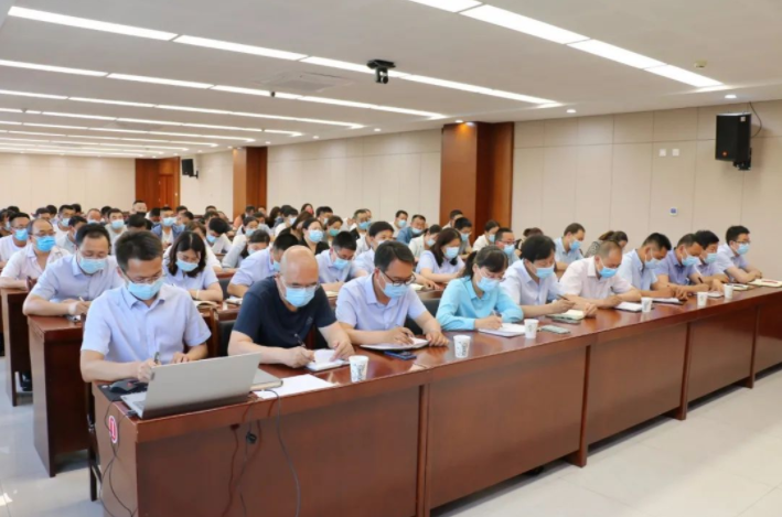 爱体育官方端网站登录入口-爱体育aitiyu(中国)
召开划转企业甘肃水建公司全体职工会议(图2)
