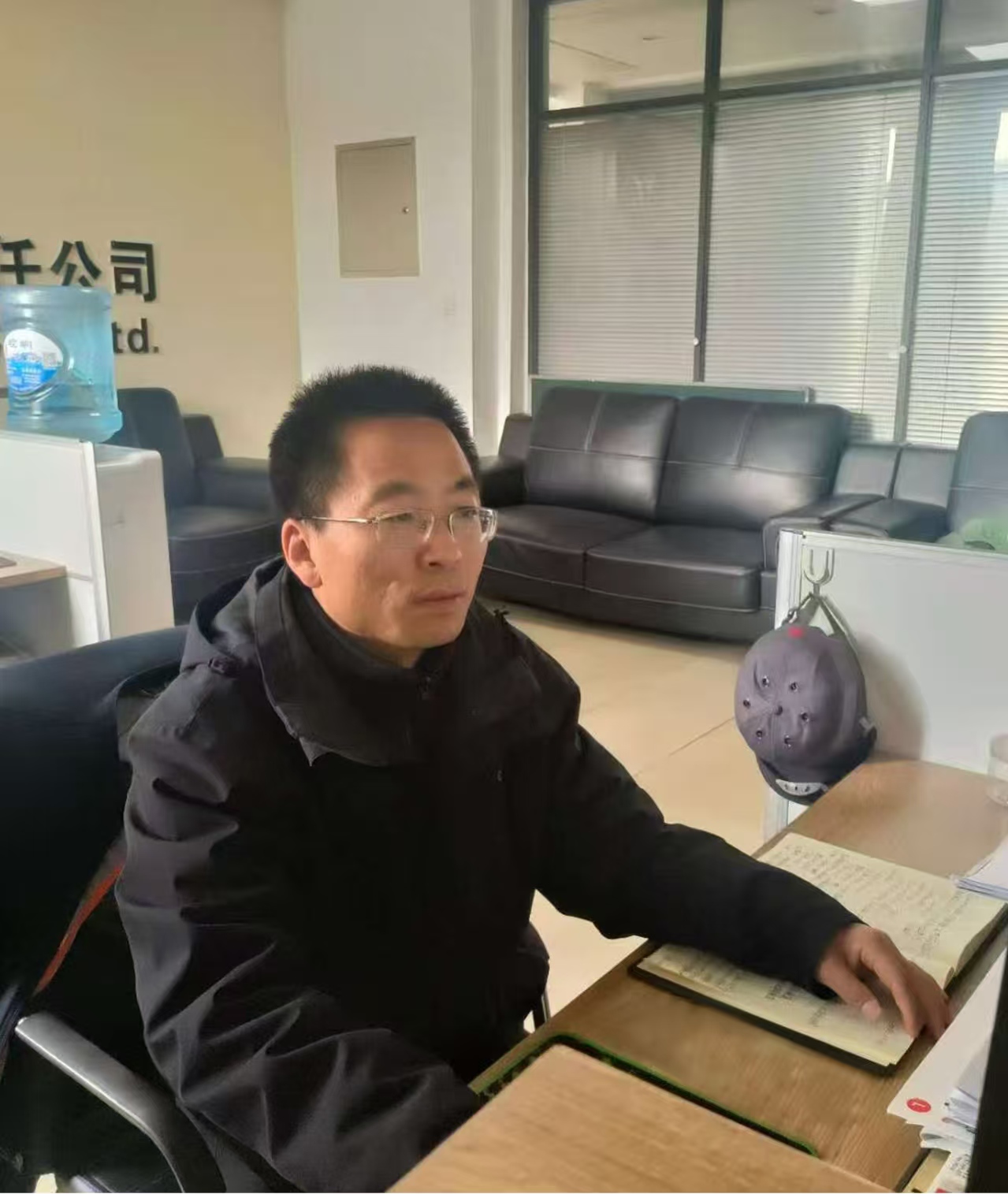 中共爱体育官方端网站登录入口-爱体育aitiyu(中国)
委员会关于对2025年度“产投榜样”进行公示的公告(图2) 中共爱体育官方端网站登录入口-爱体育aitiyu(中国)
委员会关于对2025年度“产投榜样”进行公示的公告(图2)